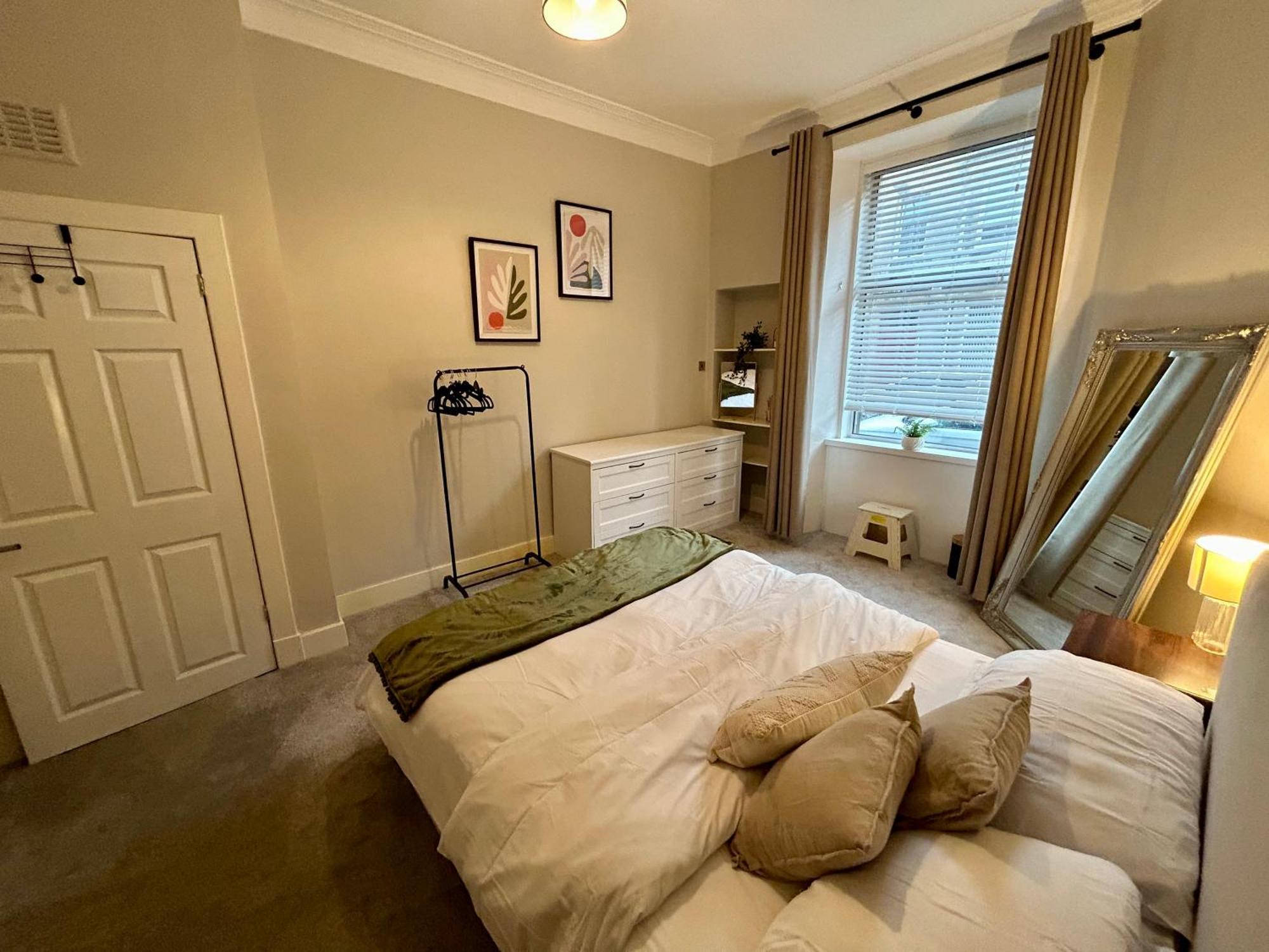 West Dunbartonshire Flat Apartment Dumbarton Bagian luar foto